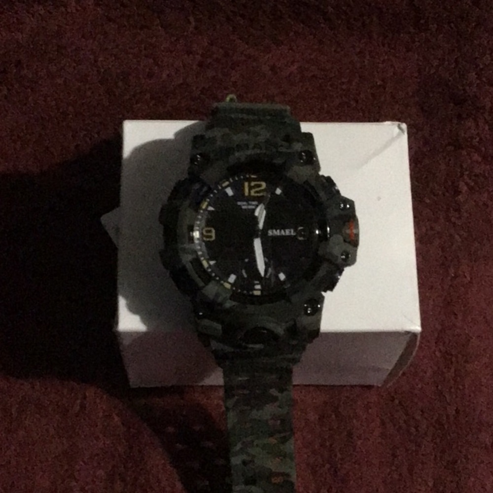 Camouflage sportsman watch.